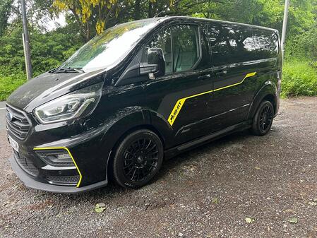 FORD TRANSIT CUSTOM MS-RT 185ps AUTOMATIC VAN