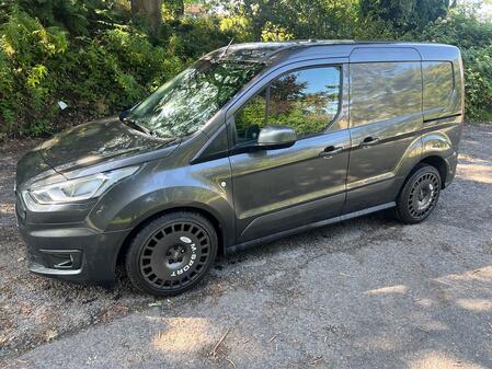 FORD TRANSIT CONNECT 1.5 200 EcoBlue Limited